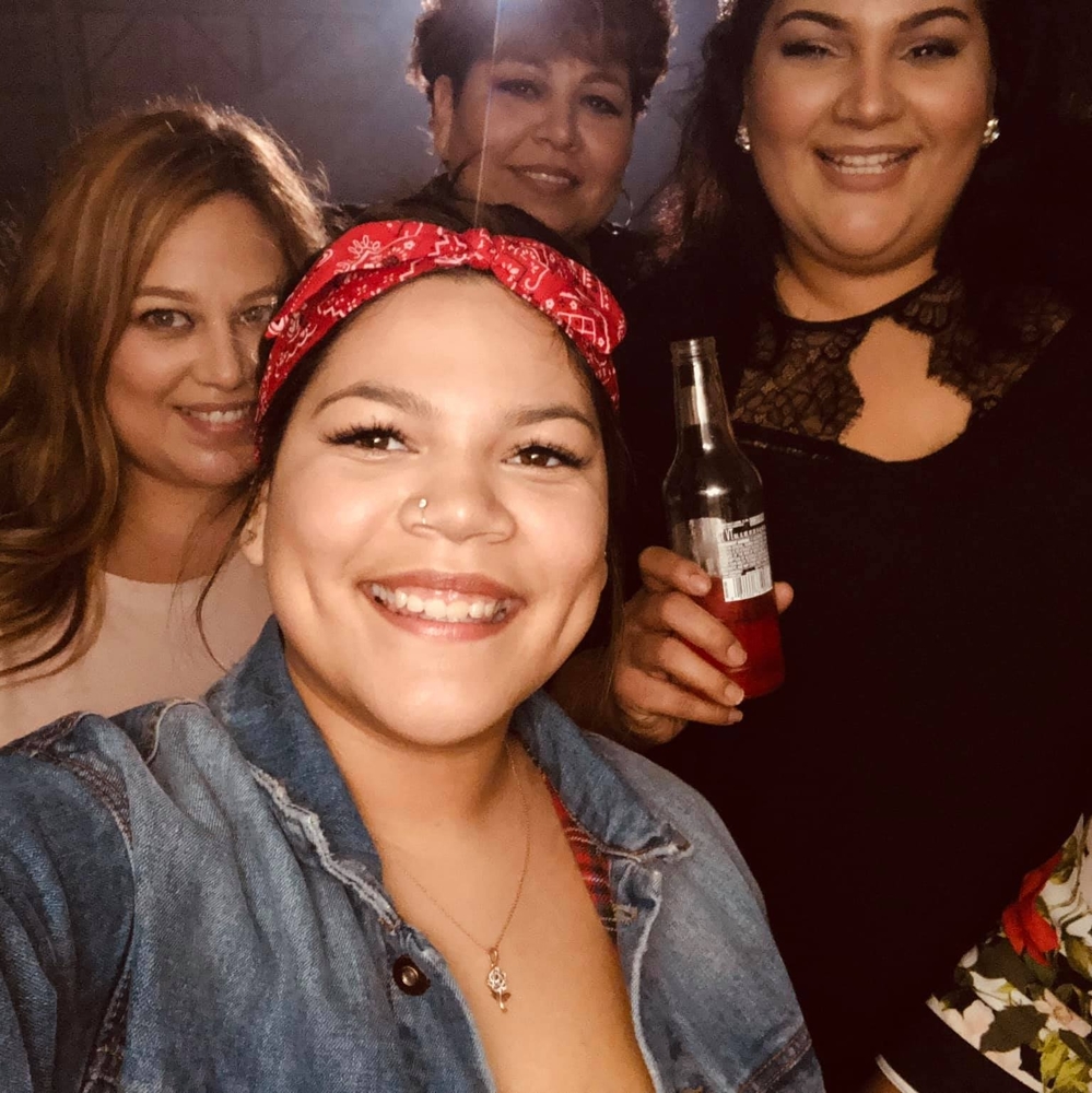 Meet your Posher, Julia